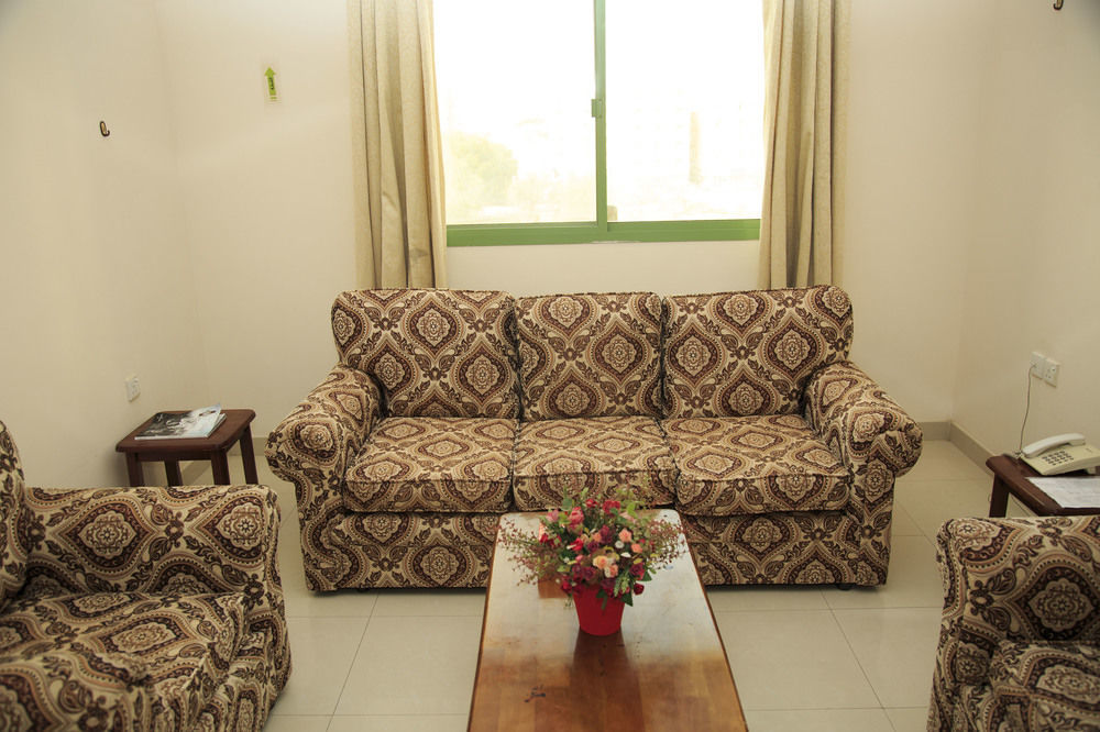 Gulf Hotel Apartment الخليج للشقق الفندقية Маскат Экстерьер фото