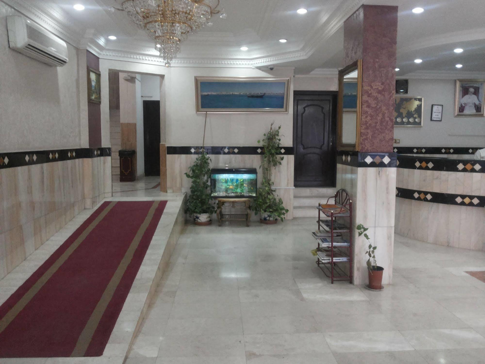 Gulf Hotel Apartment الخليج للشقق الفندقية Маскат Экстерьер фото