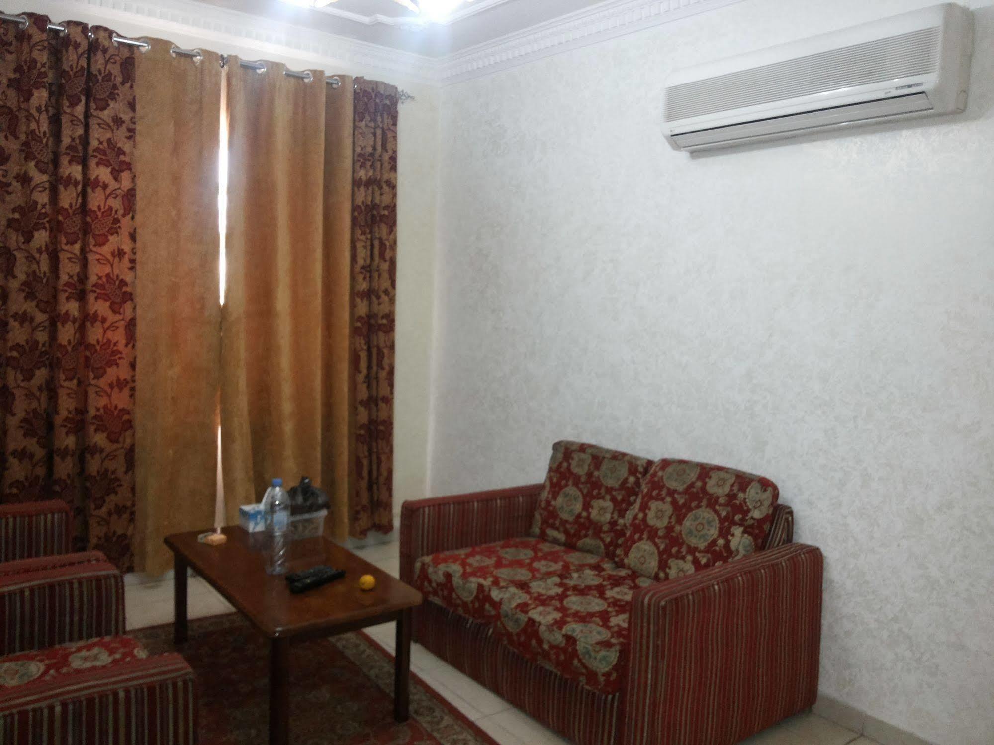 Gulf Hotel Apartment الخليج للشقق الفندقية Маскат Экстерьер фото