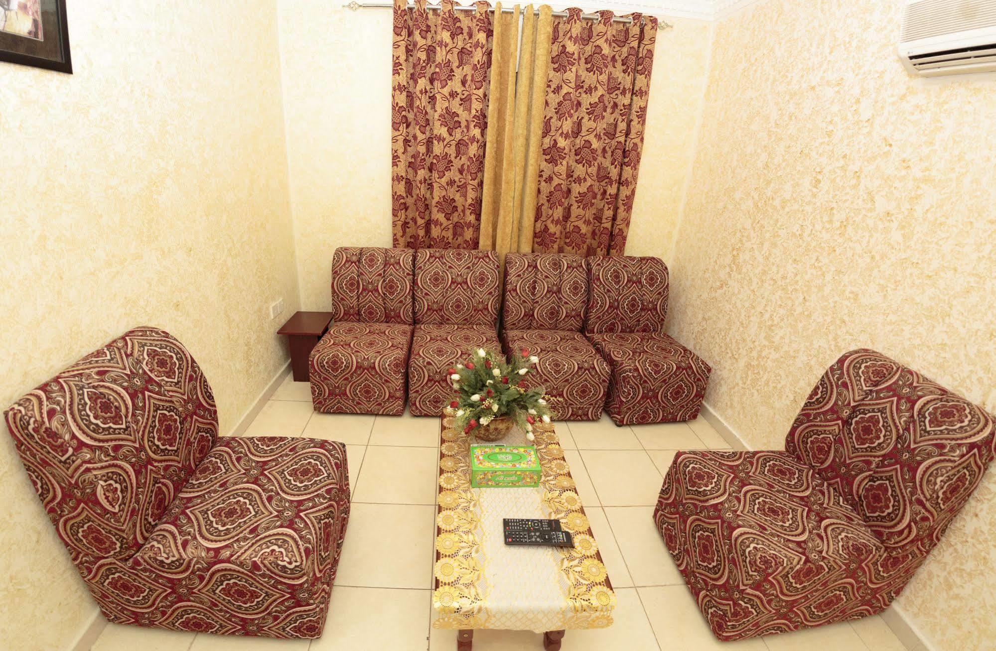 Gulf Hotel Apartment الخليج للشقق الفندقية Маскат Экстерьер фото
