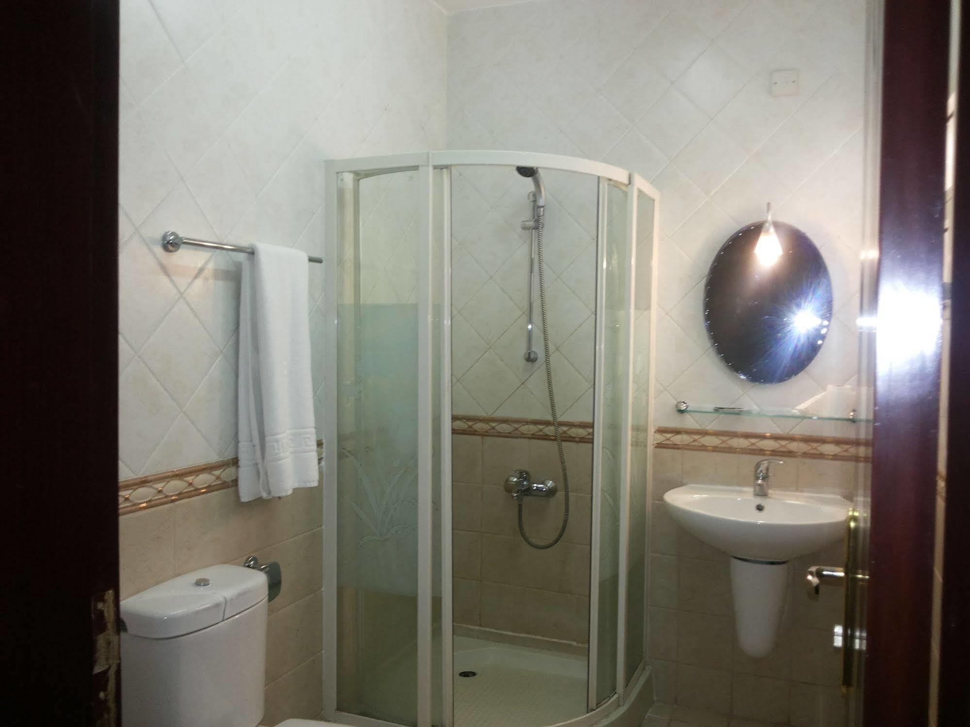 Gulf Hotel Apartment الخليج للشقق الفندقية Маскат Экстерьер фото