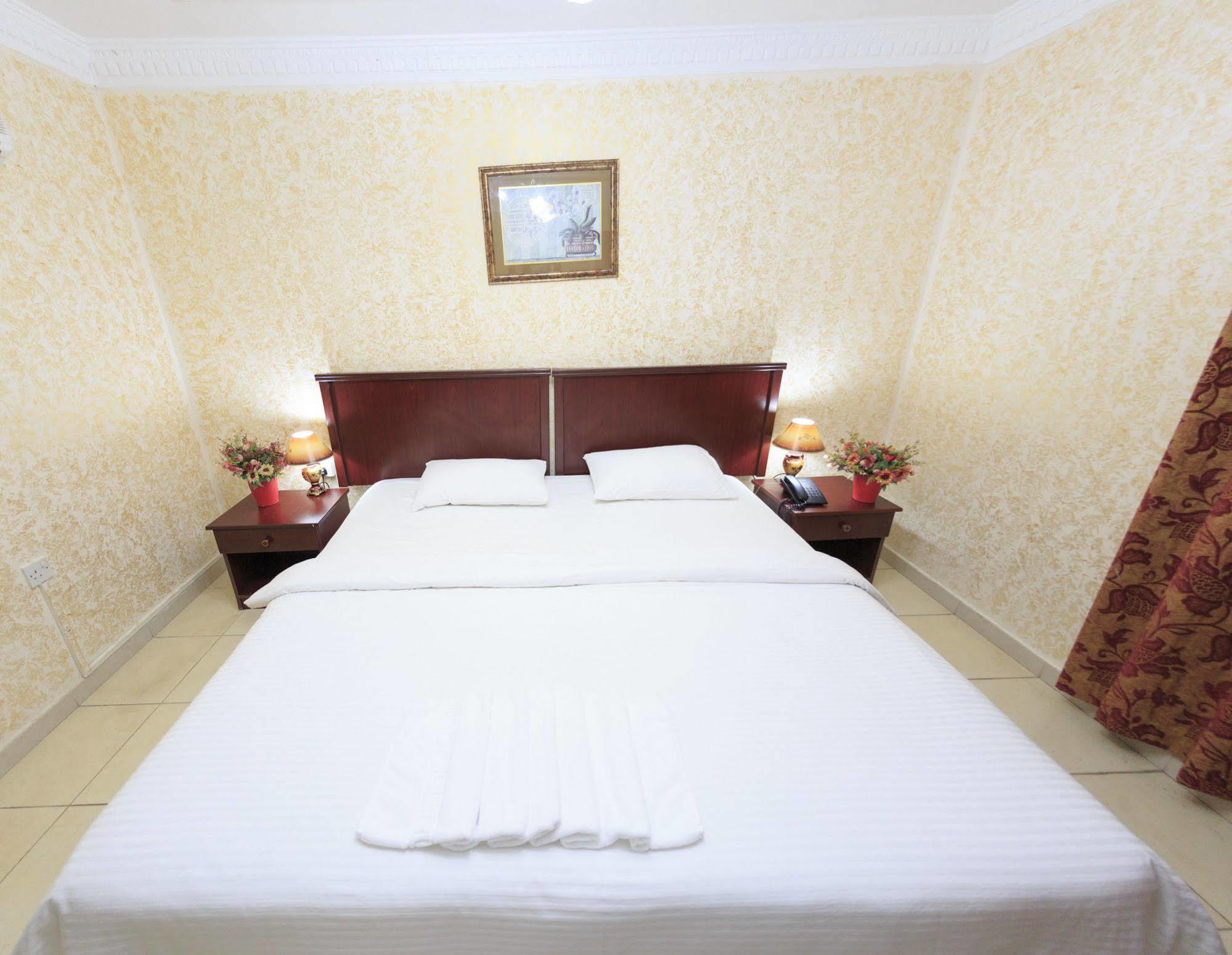 Gulf Hotel Apartment الخليج للشقق الفندقية Маскат Экстерьер фото