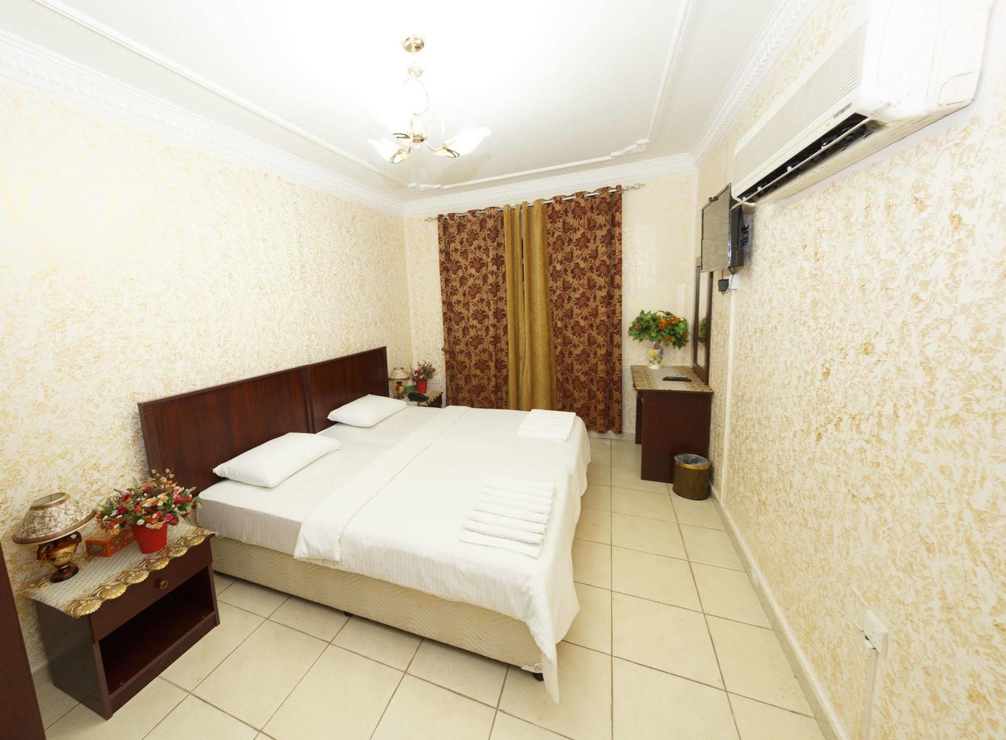 Gulf Hotel Apartment الخليج للشقق الفندقية Маскат Экстерьер фото